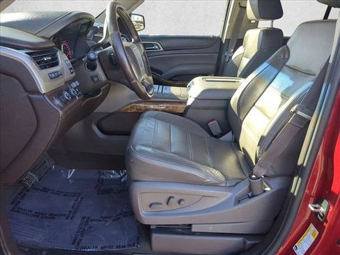 Used 2015 GMC Yukon Denali w/ Premium Package image 17