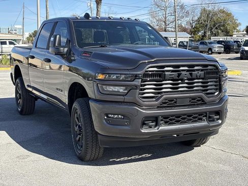 New 2026 RAM 2500 Big Horn AWD/4WD image 8