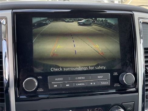 Used 2021 Nissan Titan SV w/ SV Convenience Package image 18