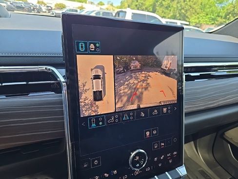Used 2026 GMC Sierra EV Denali AWD/4WD image 32
