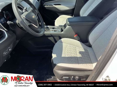 Certified 2024 Chevrolet Equinox LS w/ LS Convenience Package FWD image 16