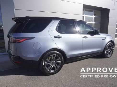 Used 2022 Land Rover Discovery S R-Dynamic image 4