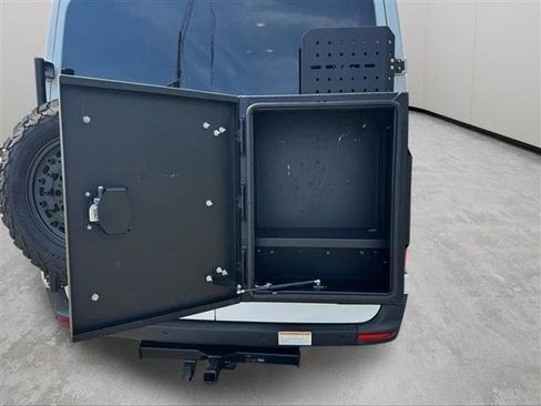 Used 2020 Mercedes-Benz Sprinter 2500 image 8