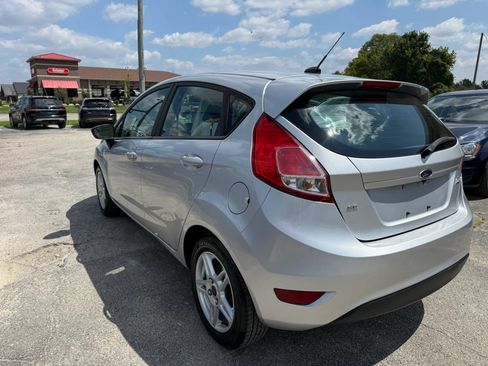Used 2018 Ford Fiesta SE FWD image 6