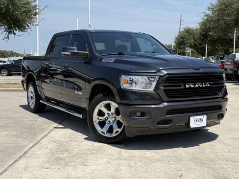 Used 2019 RAM 1500 Big Horn RWD image 2