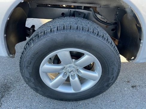 Used 2015 Nissan Titan S image 19