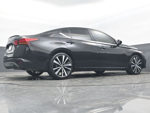 Used 2021 Nissan Altima 2.5 SR image 30