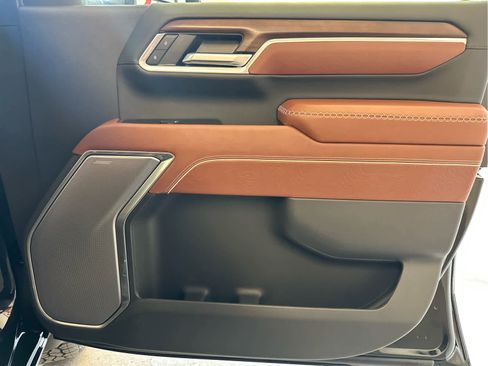 New 2025 GMC Sierra 2500 Denali Ultimate image 37