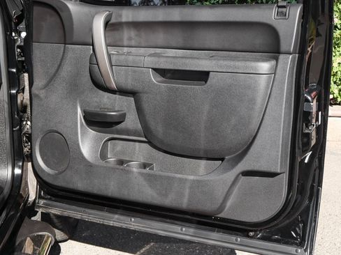 Used 2013 Chevrolet Silverado 1500 LT image 40