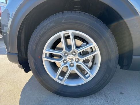 New 2026 Ford Explorer Active image 9