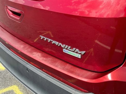 Used 2017 Ford Edge Titanium w/ Technology Package FWD image 31