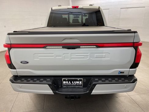 Used 2023 Ford F150 Lightning Lariat image 7