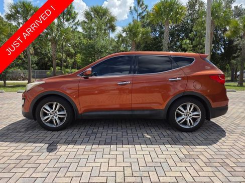Used 2013 Hyundai Santa Fe Sport 2.0T w/ Technology Pkg FWD image 8