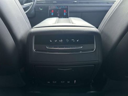 Certified 2025 Cadillac Escalade Sport Platinum w/ LPO, Floor Liner Package image 36