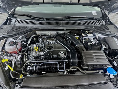 Used 2024 Volkswagen Jetta S image 31