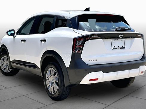 Used 2026 Nissan Kicks S FWD image 11