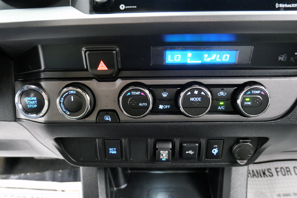 Used 2023 Toyota Tacoma TRD Sport AWD/4WD image 27