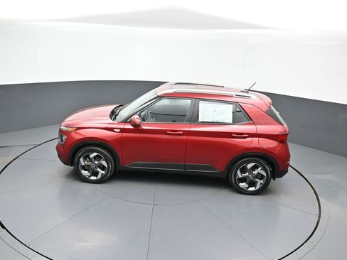 Certified 2023 Hyundai Venue SEL FWD image 41