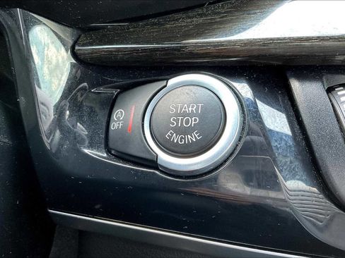 Used 2018 BMW X5 sDrive35i w/ Premium Package image 33