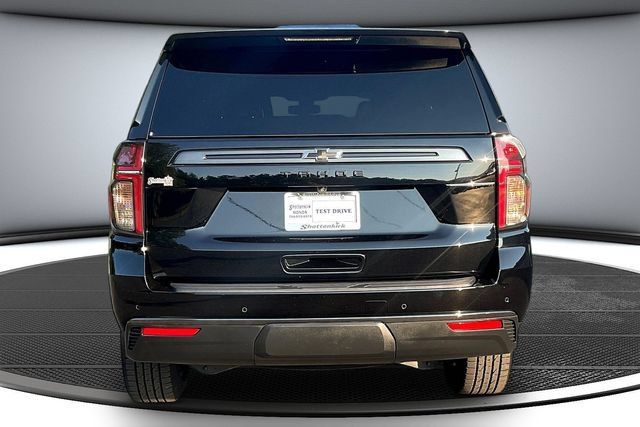 Used 2022 Chevrolet Tahoe Z71 w/ Luxury Package AWD/4WD image 6
