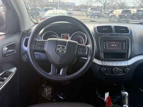 Used 2015 Dodge Journey SXT w/ Flexible Seating Group image 23