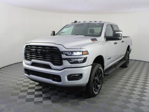 New 2026 RAM 2500 Big Horn AWD/4WD image 21