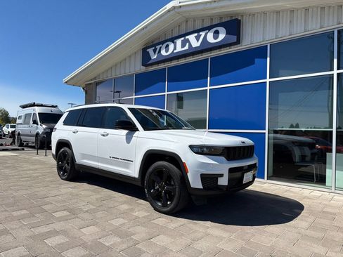 Used 2023 Jeep Grand Cherokee L Laredo AWD/4WD image 1