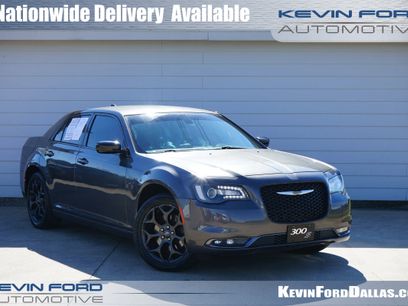 Used 2019 Chrysler 300 S