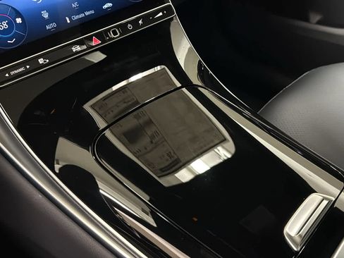 New 2026 Mercedes-Benz GLC 300 4MATIC image 24