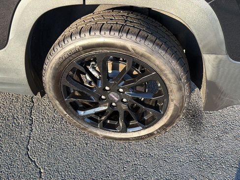 Used 2023 GMC Terrain SLT w/ Elevation Edition FWD image 38