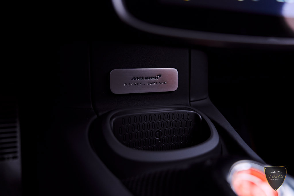 Used 2025 McLaren Artura RWD image 80