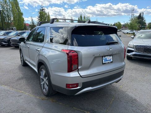 Used 2022 Hyundai Palisade SEL w/ 8P Bench Seat Package AWD/4WD image 3