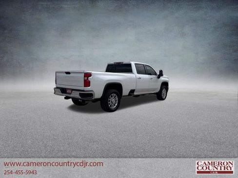 Used 2024 Chevrolet Silverado 2500 LTZ w/ LTZ Texas Edition AWD/4WD image 3