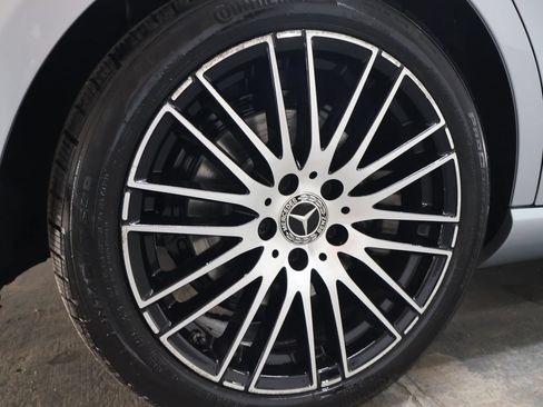 Used 2023 Mercedes-Benz C 300 4MATIC Sedan image 28