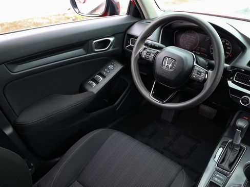 Used 2025 Honda Civic LX image 24