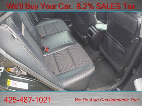 Used 2013 Toyota Camry SE FWD image 18