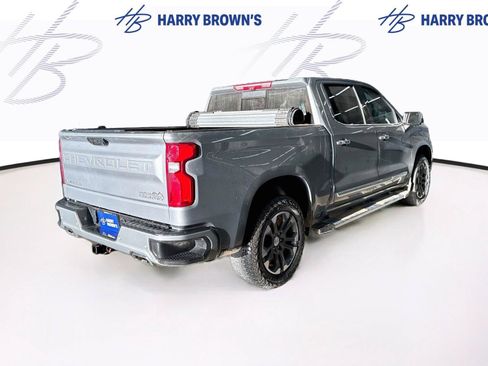 Used 2024 Chevrolet Silverado 1500 High Country w/ Technology Package AWD/4WD image 10