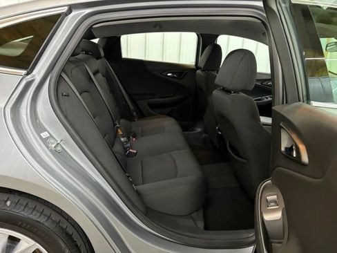 Used 2023 Chevrolet Malibu LT FWD image 12