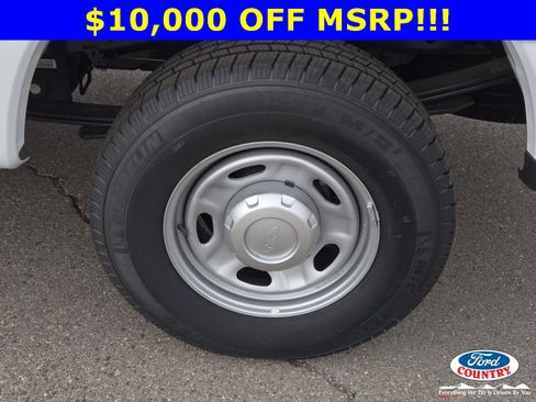 New 2025 Ford F250 XL image 5