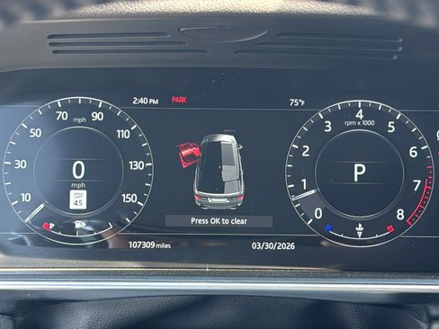 Used 2018 Land Rover Range Rover Sport HSE AWD/4WD image 22