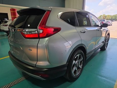 Used 2018 Honda CR-V EX image 2