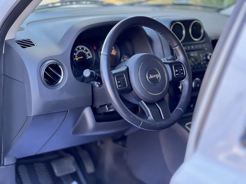 Used 2017 Jeep Patriot Latitude image 48