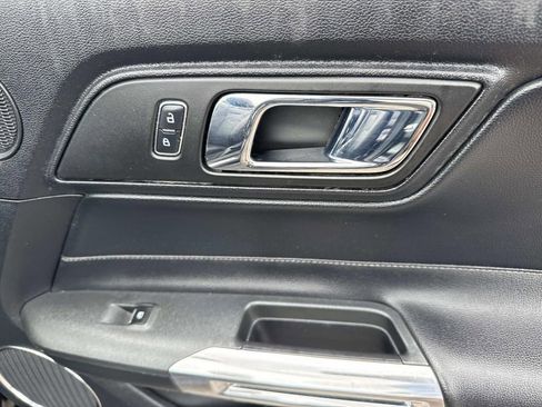 Used 2016 Ford Mustang GT Premium w/ Equipment Group 401A RWD image 16