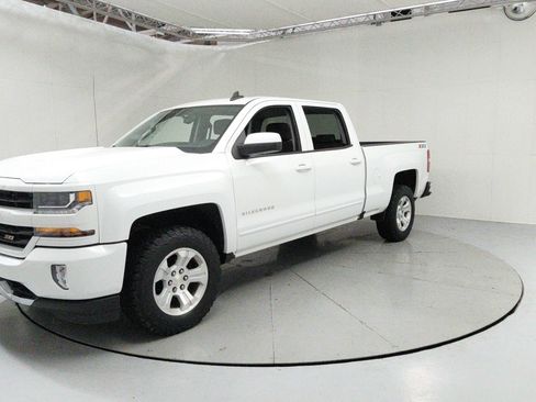 Used 2018 Chevrolet Silverado 1500 LT w/ All Star Edition AWD/4WD image 1