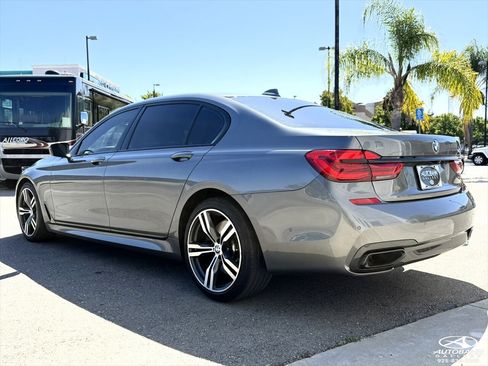 Used 2019 BMW 740i w/ Executive Package RWD image 8