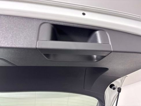 Used 2022 Volkswagen Tiguan S FWD image 36