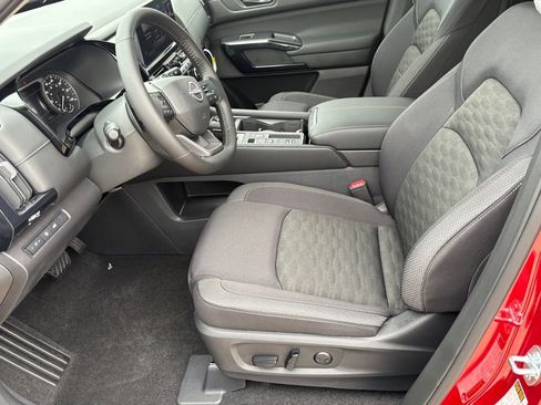 New 2026 Nissan Pathfinder SV FWD image 18