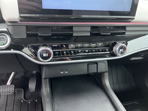 Certified 2024 Honda Prologue Touring image 23