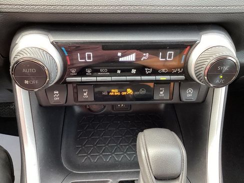 Used 2024 Toyota RAV4 XLE w/ Weather Package AWD/4WD image 17