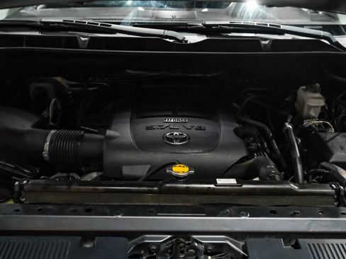 Used 2017 Toyota Tundra Limited image 46